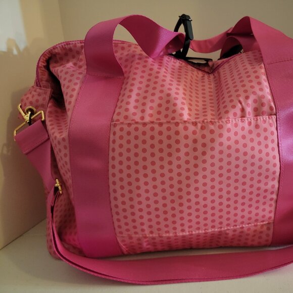 Hello Kitty Duffle 3 Piece Set (Duffle bag, bum bag, and bow luggage tag) - Picture 8 of 11